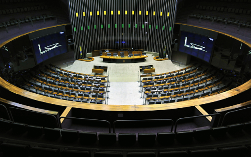 Plenário-Câmara-dos-Deputadis-640x419
